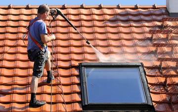 roof cleaning Cottered, Hertfordshire
